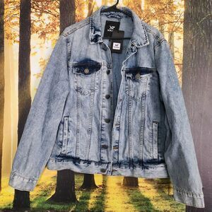Xray Jean Jacket Men's XL Light Wash Distressed Button Down Denim Coat NWT